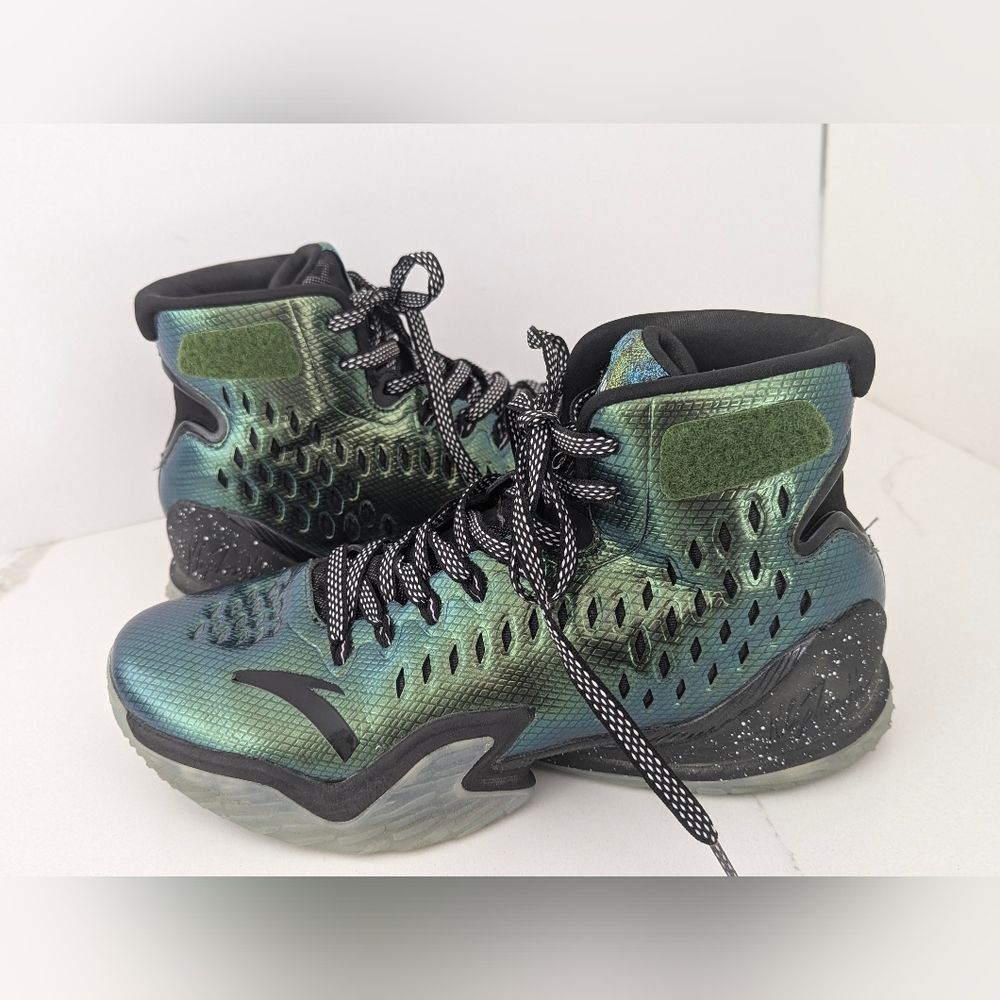 Klay Thompson’s Anta KT3 Halloween Harry Potter sneakers green high top size 8.5